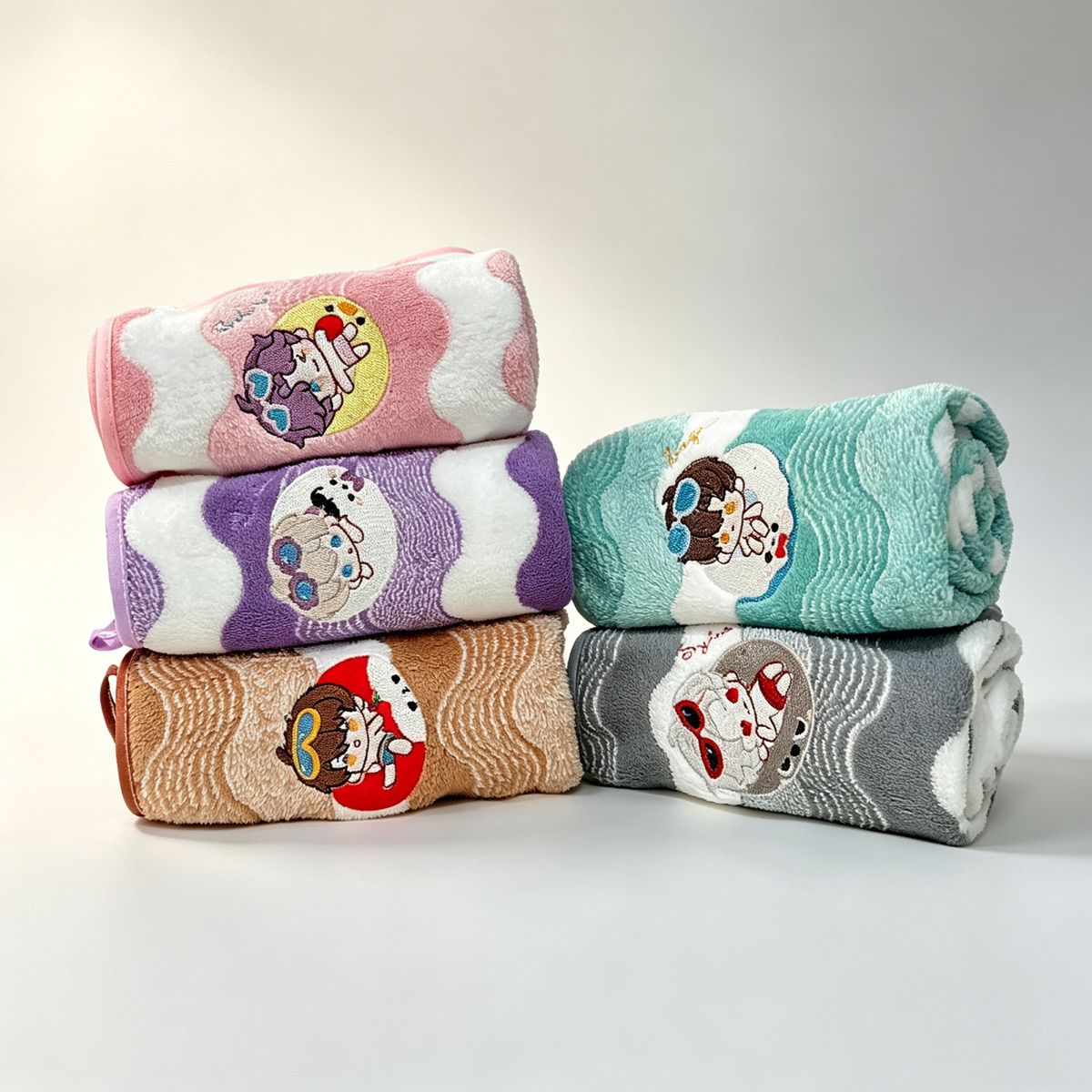 Embroidery Gift - Asciugamano in pile corallo Anime Love