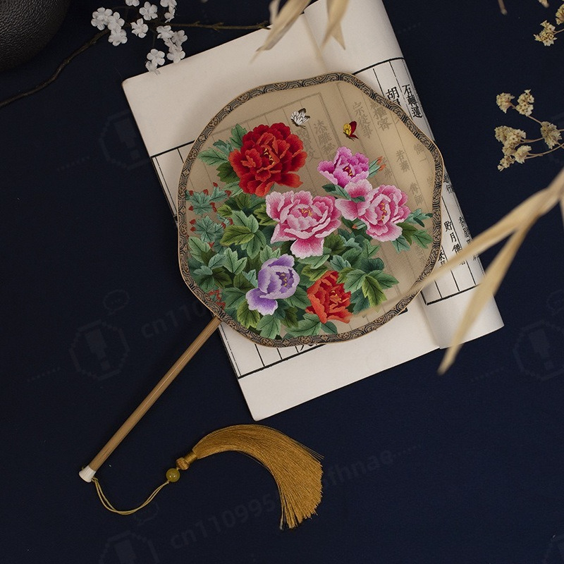 Embroidery Gift - Ventaglio Rotondo in Seta Ricamato a