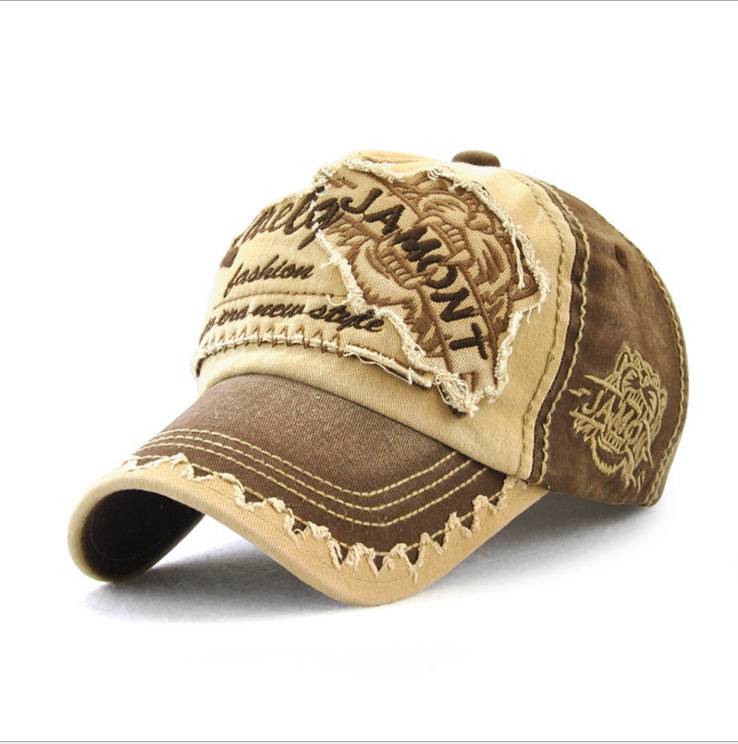 Cappello da Baseball in Cotone - Embroidery Font Free recensione e prezzo