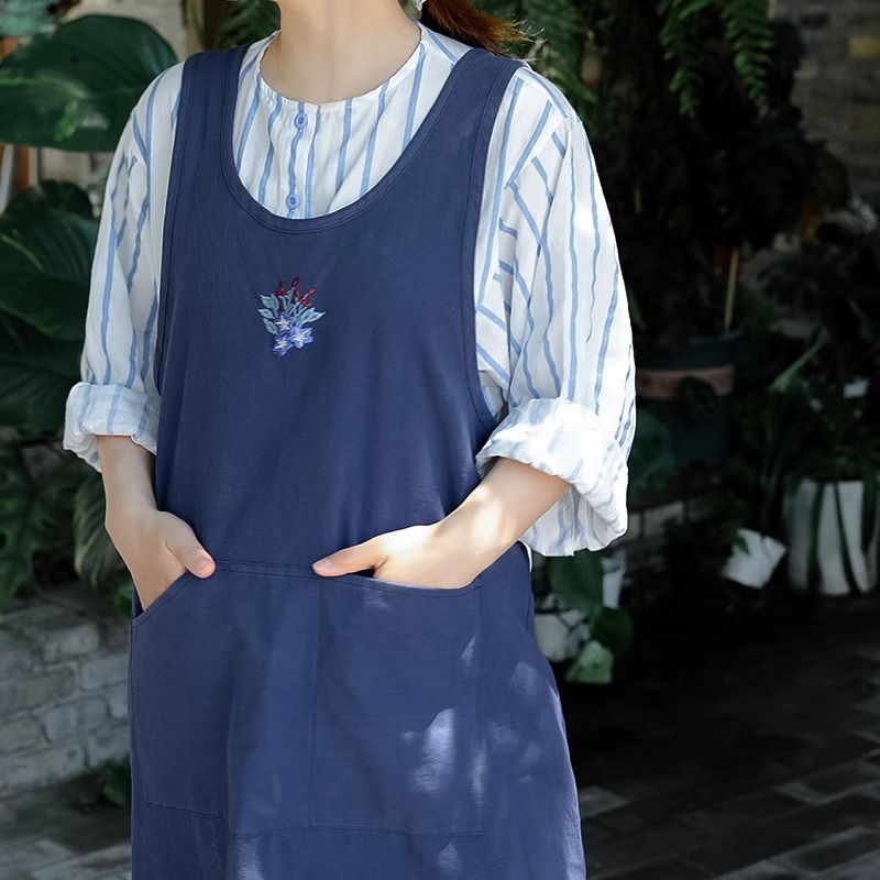 Grembiule da cucina estivo in  - Embroidery Kitchen recensione e prezzo