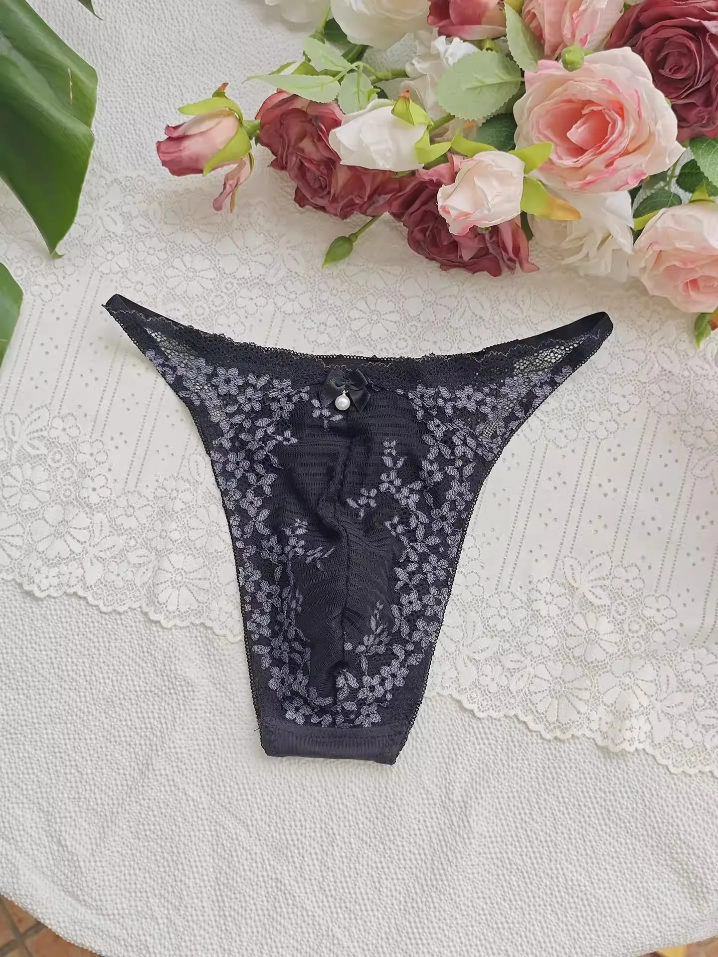 Slip da Uomo in Pizzo Nero con - Embroidery Gift recensione e prezzo