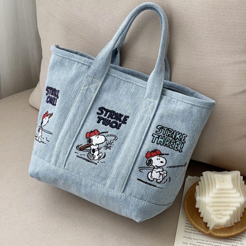 Nuova Borsa Tote in Denim Snoo - Embroidery Job recensione e prezzo